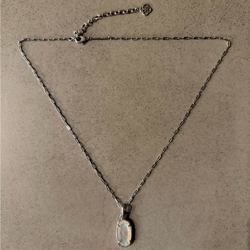 Kendra Scott Iridescent Oval Necklace | Silver Tone | Lobster Claw Closure & Box - Picture 3 of 5